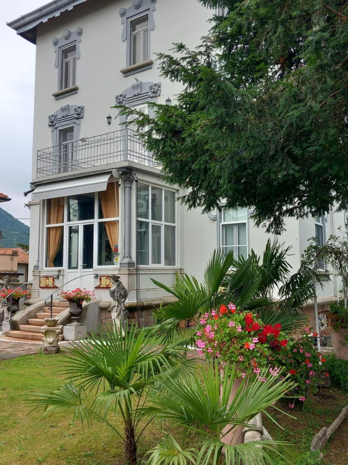 Villa Sapi Arcisate 外观 照片